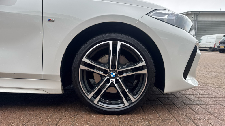 BMW 1 Series 118i [136] M Sport 5dr Step Auto [LCP] Petrol Hatchback